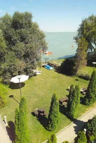 Balatonmáriafürdő Hotel Mária