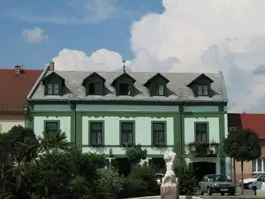 Gyula Aranykereszt Hotel