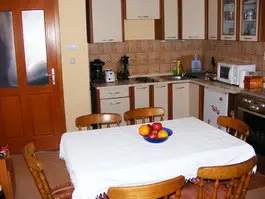 Gyula Apartmanul Borostyan