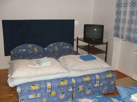 Cazare Gyula - Apartament Alom (Vis)