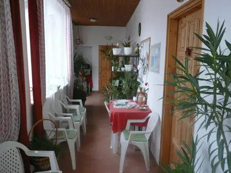 Cazare Gyula - Apartament Alom (Vis)