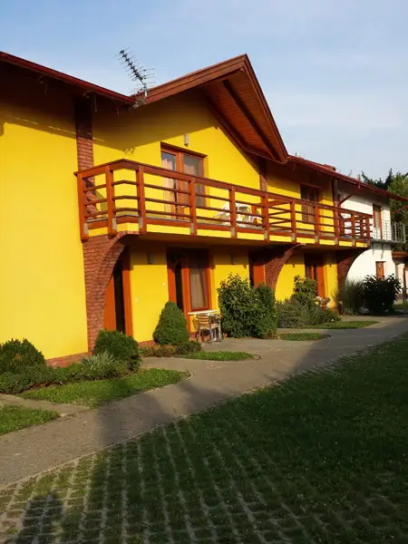 Cazare Gyula - Apartament Okker