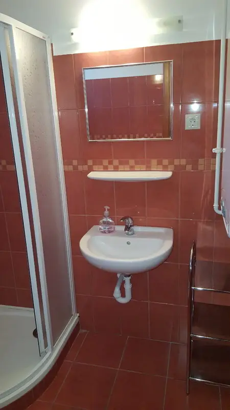 Cazare Gyula - Apartament Okker