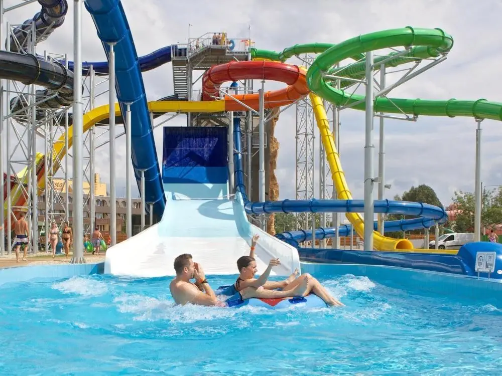 Hajdúszoboszló Aquapark Hungarospa csúszdázás spa