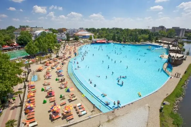 Hajdúszoboszló termálvizes strand Hungarospa wellness nyaralás