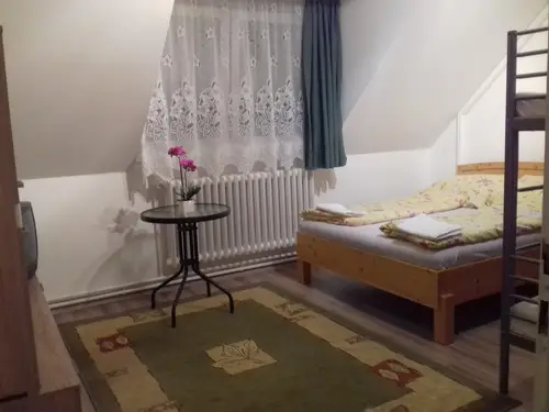 Szállás Nyíregyháza Harmatcsepp Apartmanház