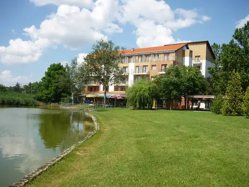 Oroshaza szállás Hotel Corvus Aqua