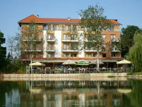 Oroshaza szállás Hotel Corvus Aqua