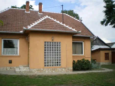 Tiszaroff Nagy Ház Apartman